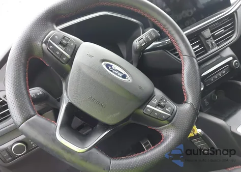 2024 Ford Escape St-Line z USA, uszkodzony, nr VIN 1FMCU9MN2RUB35784